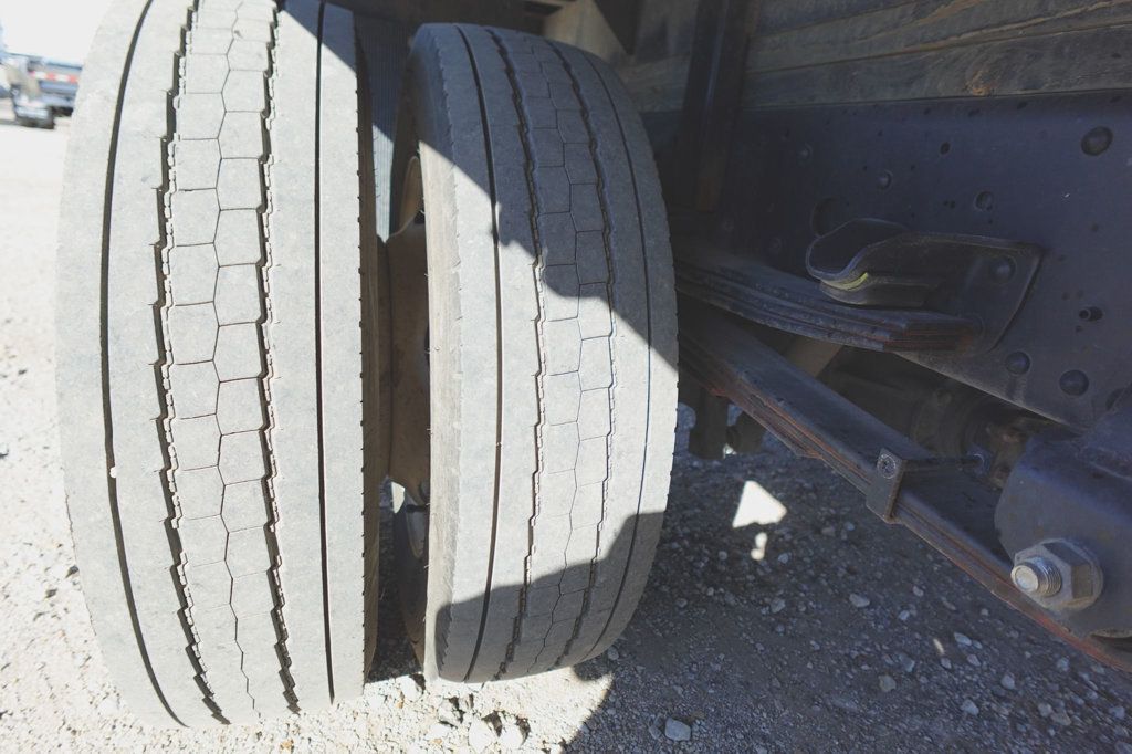 2022 Isuzu NRR (16ft Stakebed w/ Lift Gate) - 22973881 - 43