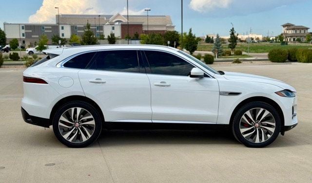 2022 Jaguar F-PACE P250 AWD S - 23080927 - 3