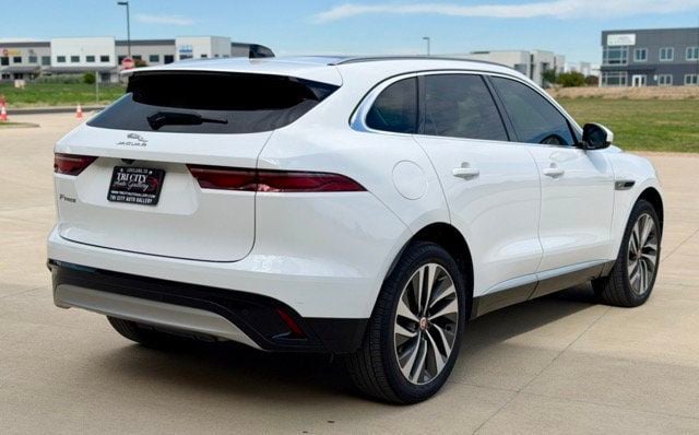 2022 Jaguar F-PACE P250 AWD S - 23080927 - 4