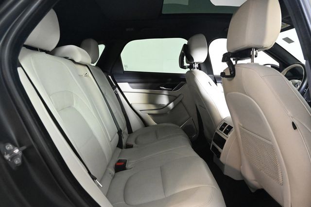 2022 Jaguar F-PACE P250 S - 23005545 - 16