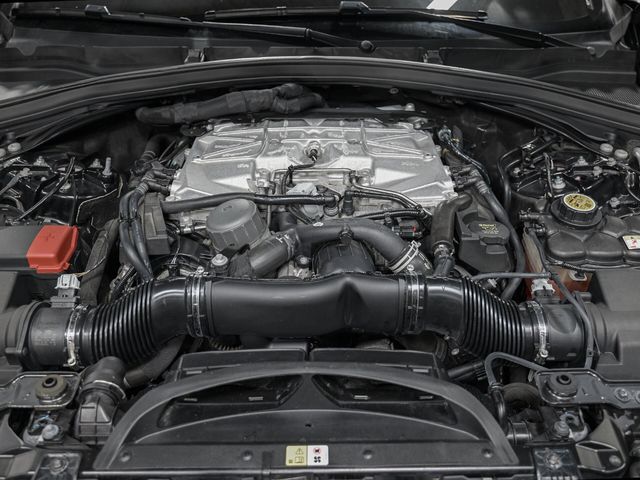 2022 Jaguar F-PACE SVR - 23084429 - 10