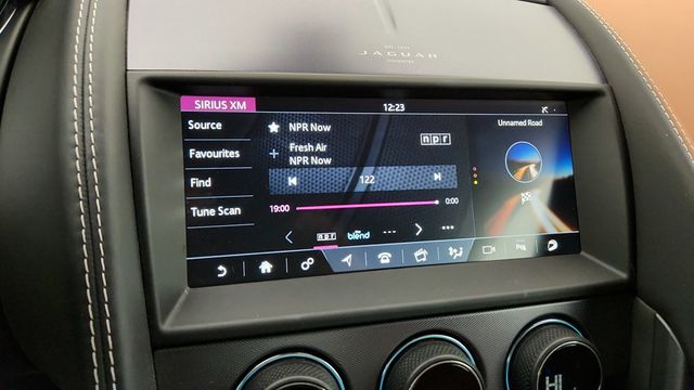 2022 Jaguar F-TYPE Coupe P450 R-Dynamic AWD - 22943232 - 17