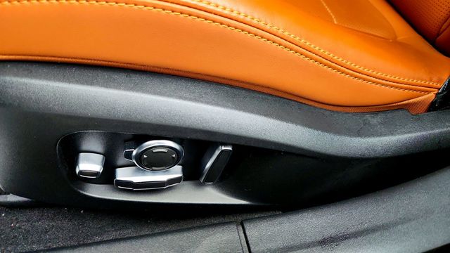 2022 Jaguar XF R-Dynamic SE Sedan AWD w/ 16 Way Heatd/Cooled Massage Seats, ACC - 22968127 - 11