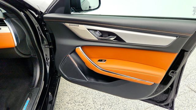 2022 Jaguar XF R-Dynamic SE Sedan AWD w/ 16 Way Heatd/Cooled Massage Seats, ACC - 22968127 - 25