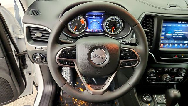 2022 Jeep Cherokee Latitude Lux 4x4 w/ Sun and Sound Group - 23088123 - 13