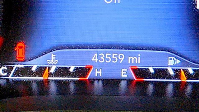 2022 Jeep Cherokee Latitude Lux 4x4 w/ Sun and Sound Group - 23088123 - 15