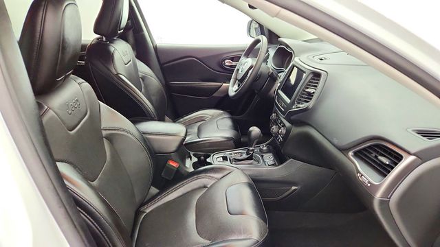 2022 Jeep Cherokee Latitude Lux 4x4 w/ Sun and Sound Group - 23088123 - 23
