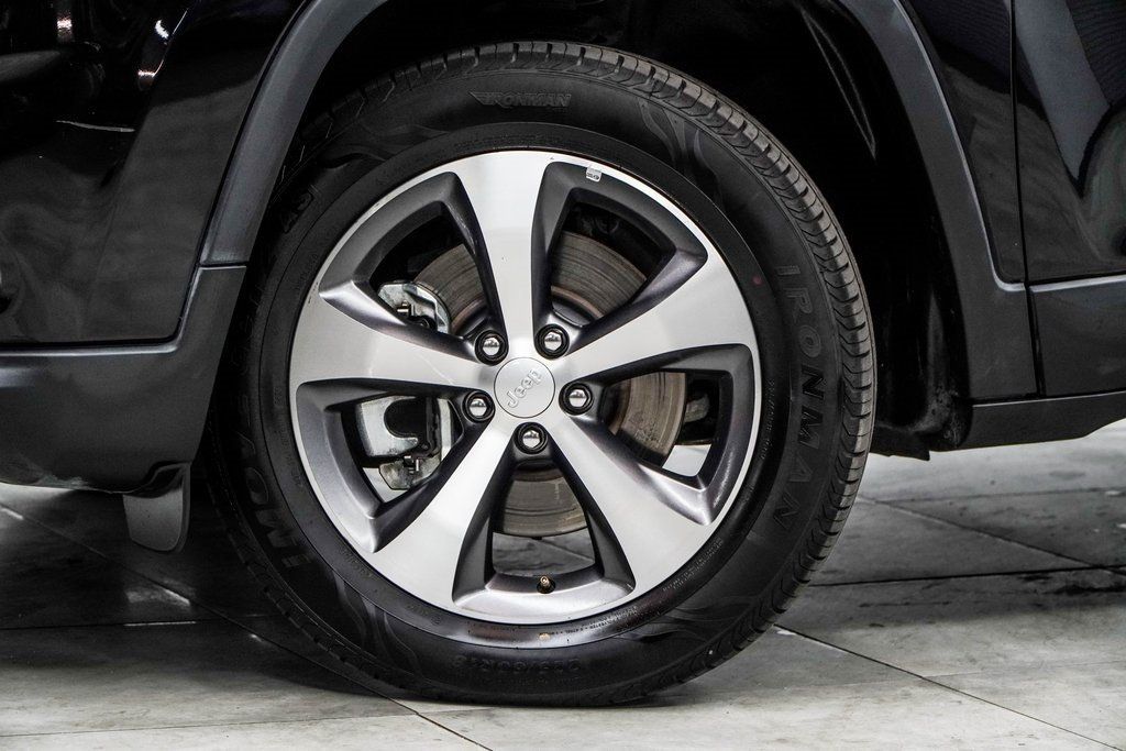 2022 Jeep Cherokee Limited photo 3