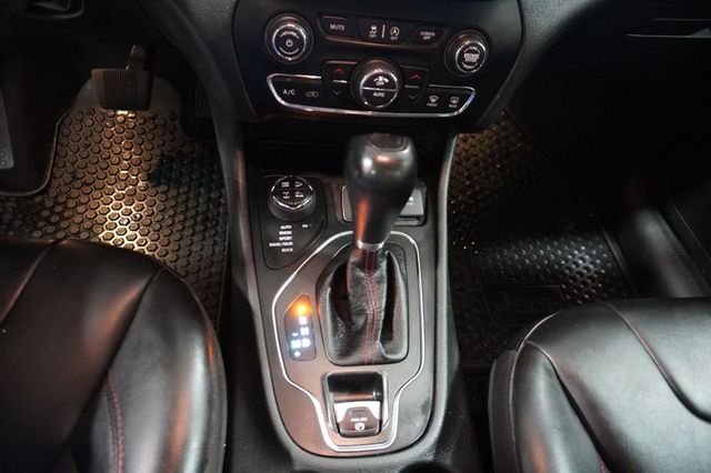 2022 Jeep Cherokee Trailhawk 4x4 - 23008919 - 10