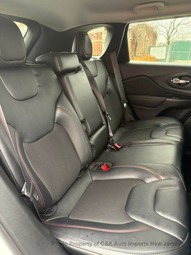 2022 Jeep Cherokee Trailhawk 4x4 - 22988165 - 29