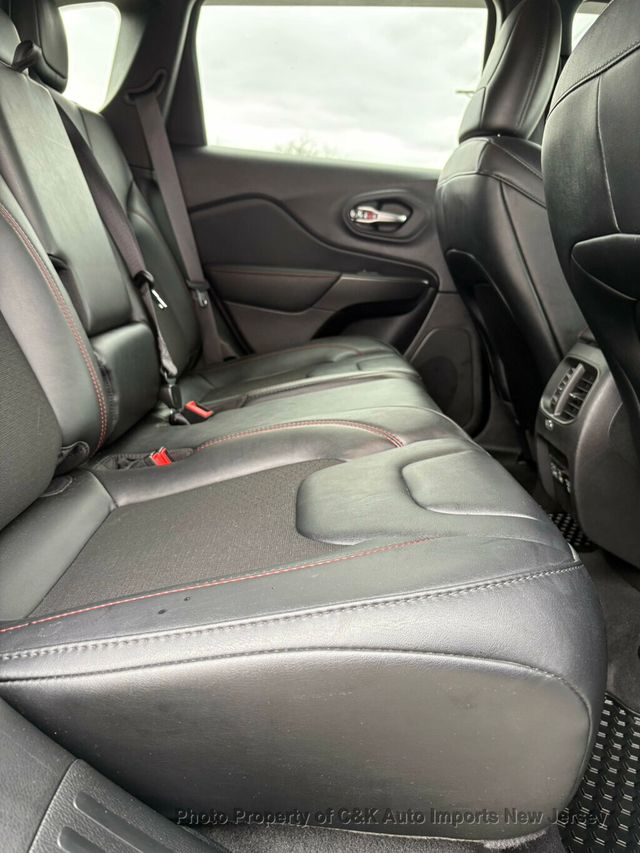 2022 Jeep Cherokee Trailhawk 4x4 - 22988165 - 30