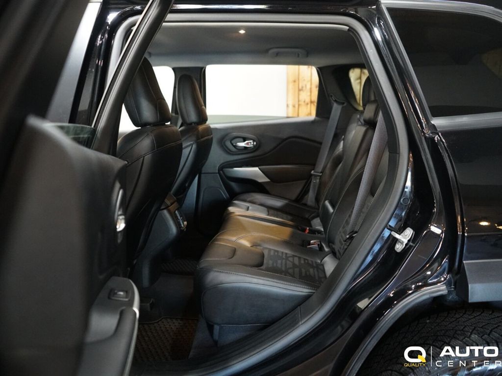 2022 Jeep Cherokee X 4x4 - 22977651 - 30