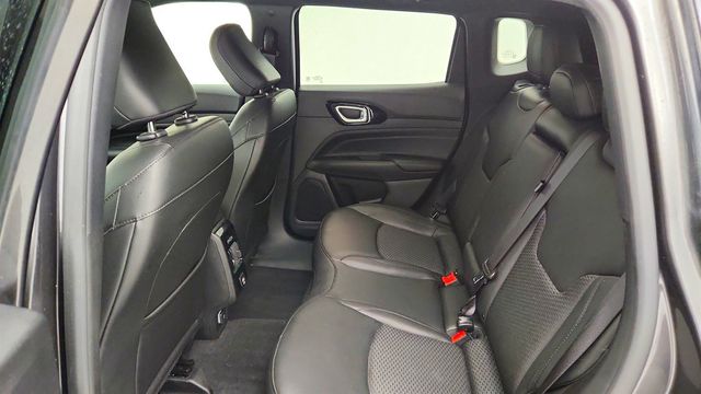 2022 Jeep Compass Altitude 4x4 - 23032620 - 19