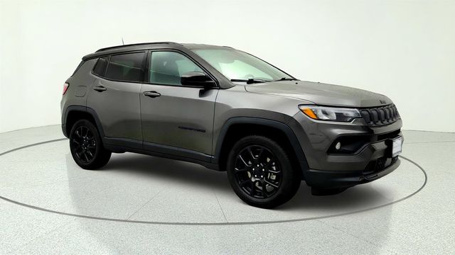 2022 Jeep Compass Altitude 4x4 - 23032620 - 2