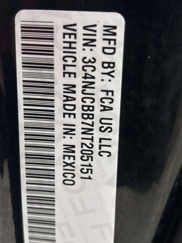 2022 Jeep Compass Latitude 4dr SUV - 23050440 - 34