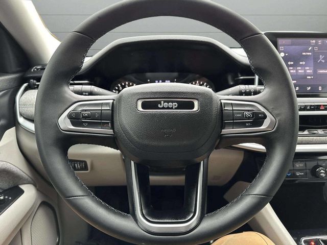 2022 Jeep Compass Latitude 4x4 - 22949088 - 33