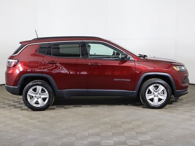 2022 Jeep Compass Latitude 4x4 - 22998790 - 14