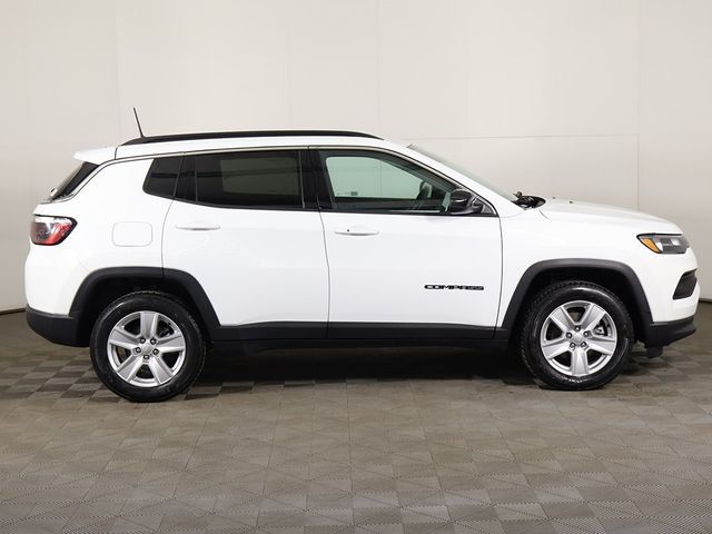 2022 Jeep Compass Latitude 4x4 - 22965255 - 15