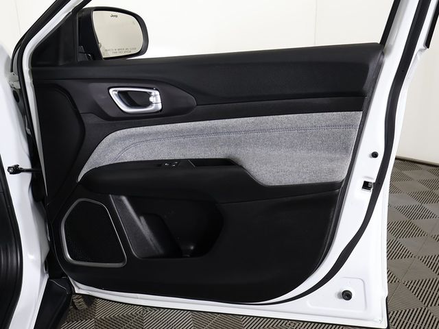 2022 Jeep Compass Latitude 4x4 - 22965255 - 21