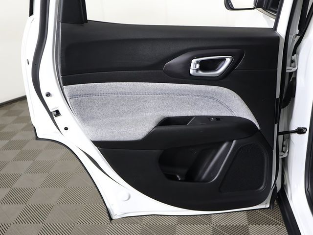 2022 Jeep Compass Latitude 4x4 - 22965255 - 22