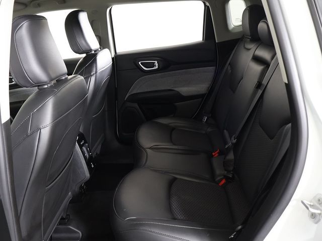 2022 Jeep Compass Latitude 4x4 - 22965255 - 31