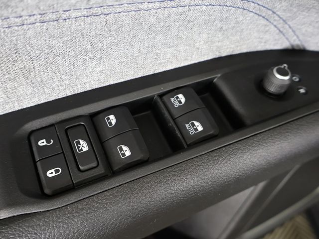 2022 Jeep Compass Latitude 4x4 - 22965255 - 35