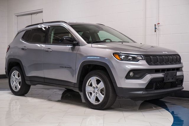 2022 Jeep Compass Latitude 4x4 - 23004761 - 4