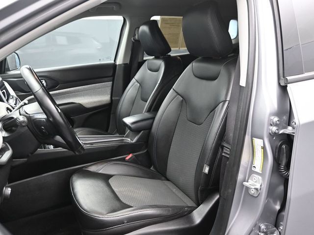 2022 Jeep Compass Latitude 4x4 - 23000511 - 9