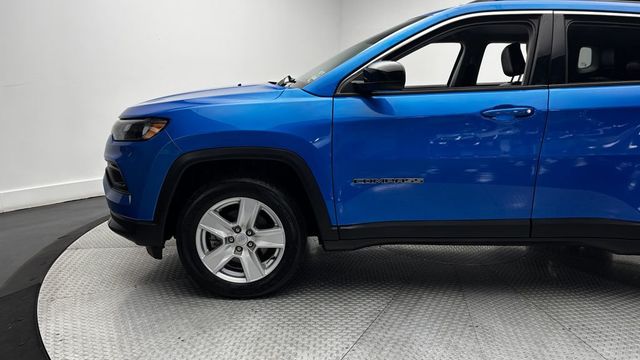 2022 Jeep Compass Latitude 4x4 - 23030151 - 4
