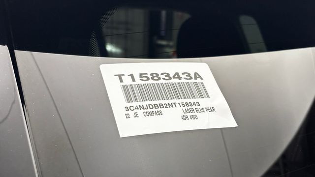 2022 Jeep Compass Latitude 4x4 - 23030151 - 54