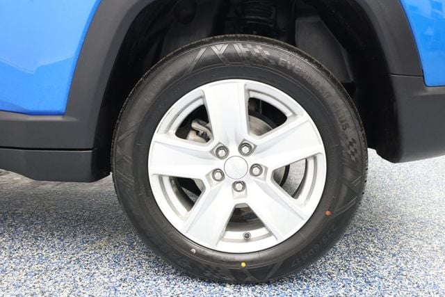 2022 Jeep Compass Latitude 4x4 - 22938057 - 5