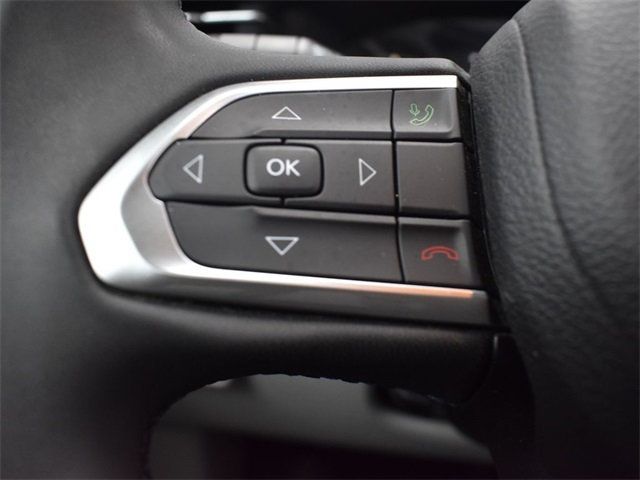 2022 Jeep Compass Latitude photo 4