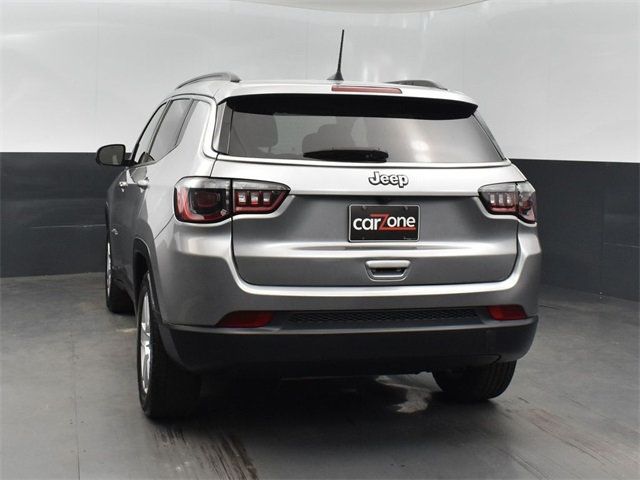 2022 Jeep Compass Latitude FWD - 22947728 - 24