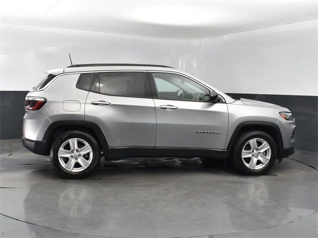 2022 Jeep Compass Latitude FWD - 22947728 - 26