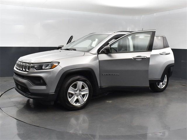 2022 Jeep Compass Latitude FWD - 22947728 - 29