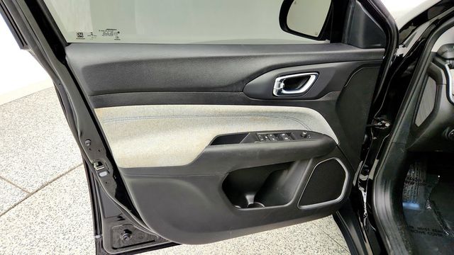 2022 Jeep Compass Latitude FWD - 23092700 - 9