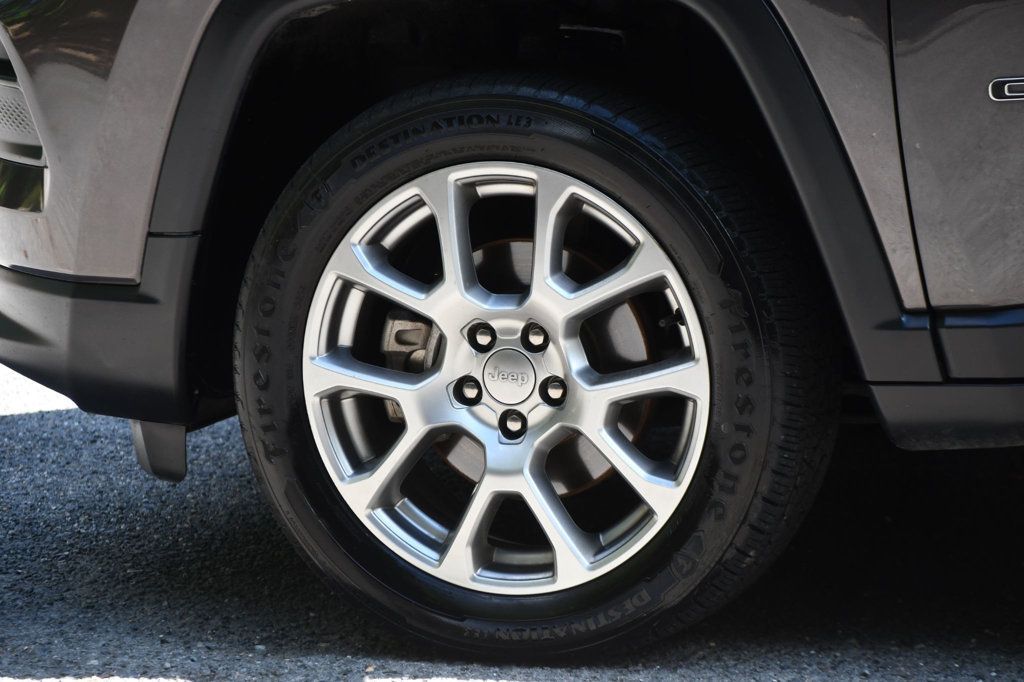 2022 Jeep Compass Latitude Lux Altitude photo 15