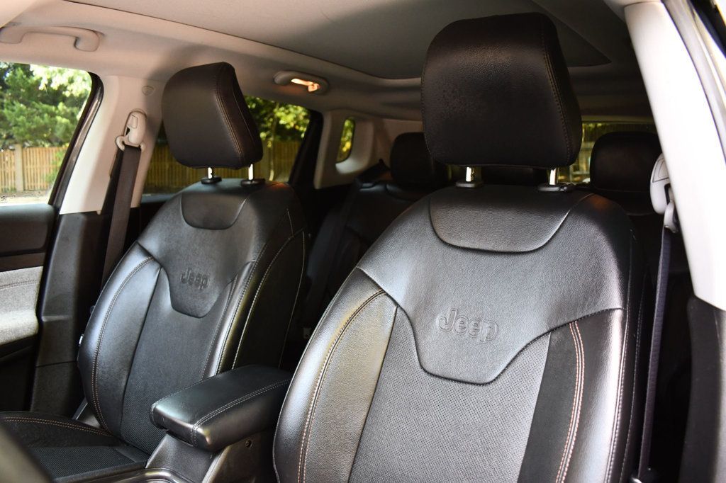 2022 Jeep Compass Latitude Lux Altitude photo 21