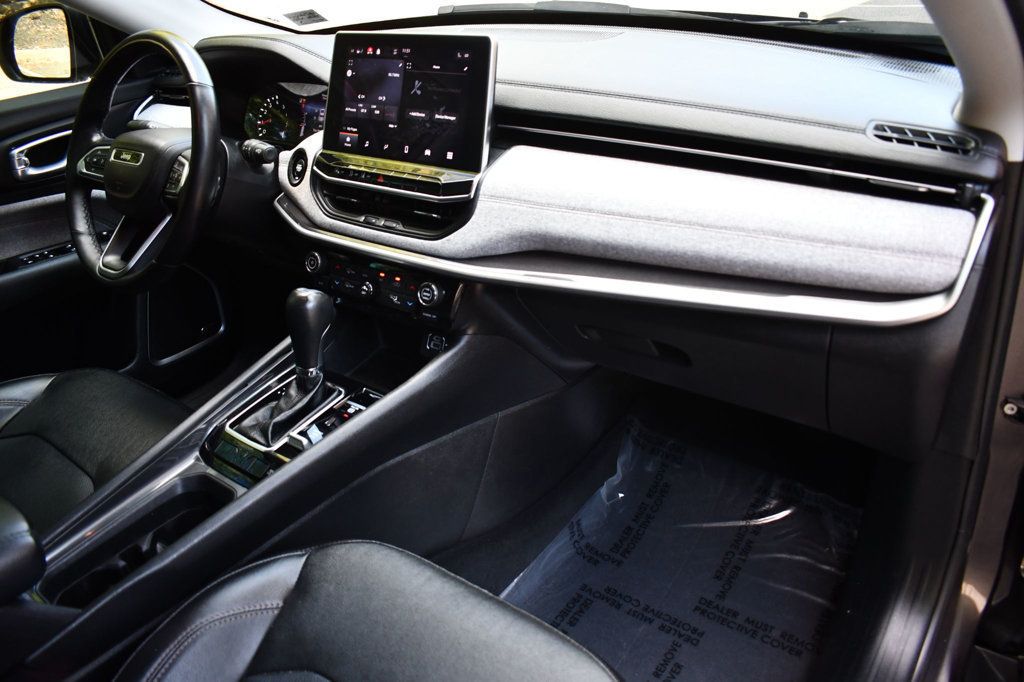 2022 Jeep Compass Latitude Lux Altitude photo 33