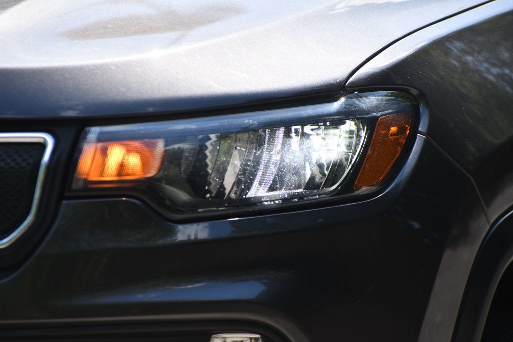 2022 Jeep Compass Latitude Lux Altitude photo 2