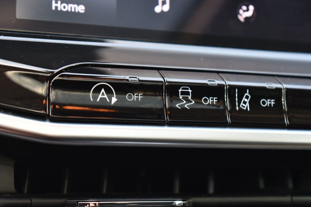 2022 Jeep Compass Latitude Lux Altitude photo 39