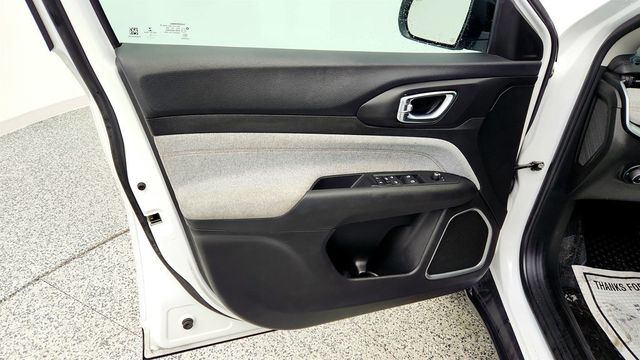 2022 Jeep Compass Latitude Lux - 22977718 - 9