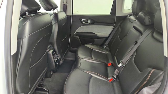 2022 Jeep Compass Latitude Lux - 22977718 - 19