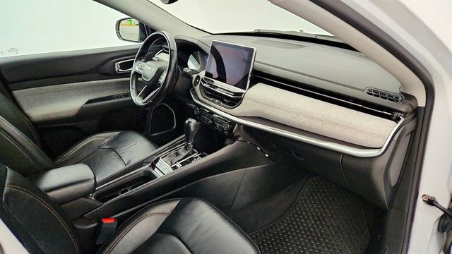 2022 Jeep Compass Latitude Lux - 22977718 - 23