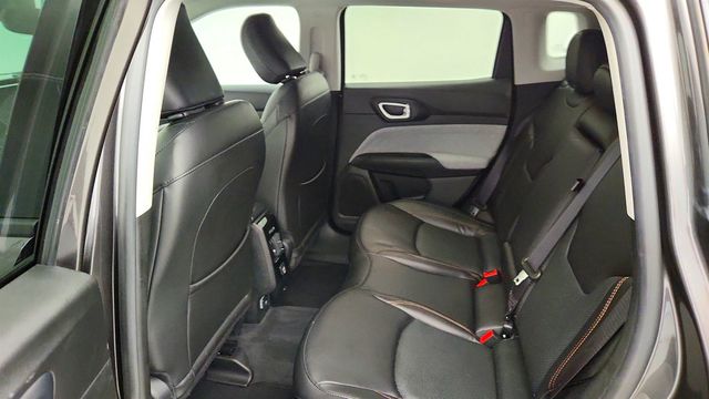 2022 Jeep Compass Latitude Lux - 23079932 - 19