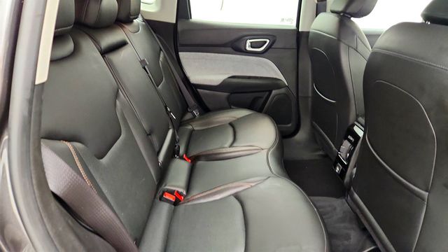 2022 Jeep Compass Latitude Lux - 23079932 - 21
