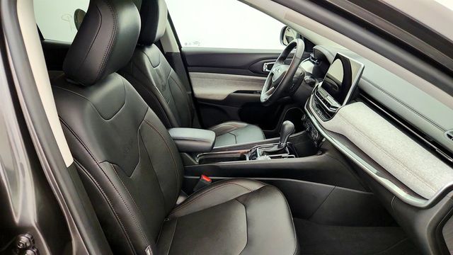 2022 Jeep Compass Latitude Lux - 23079932 - 22
