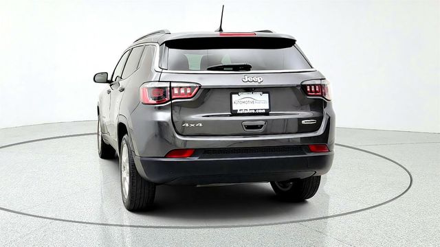 2022 Jeep Compass Latitude Lux - 23079932 - 5