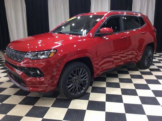 2022 Jeep Compass Limited 4x4 - 22871727 - 2