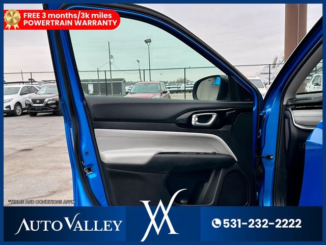 2022 Jeep Compass Limited Sport Utility 4D - 23008563 - 11